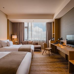 Premier Hollywood Twin Room